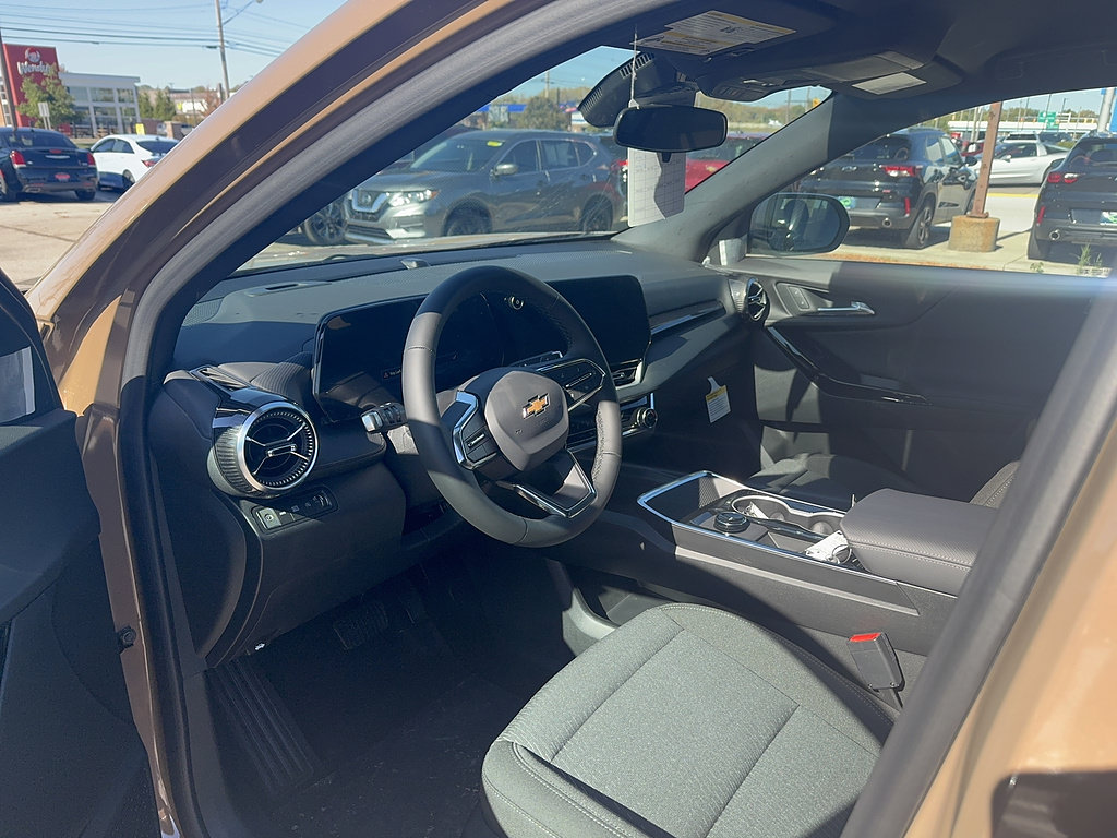New 2027 Chevrolet Equinox LT AWD/4WD image 10