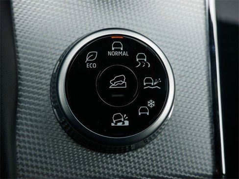 Used 2022 Mitsubishi Outlander SEL image 27