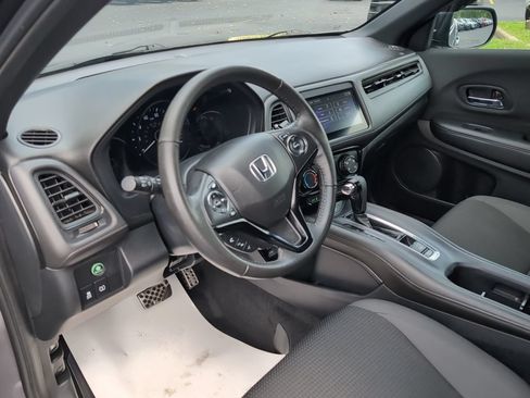 Used 2022 Honda HR-V Sport image 15