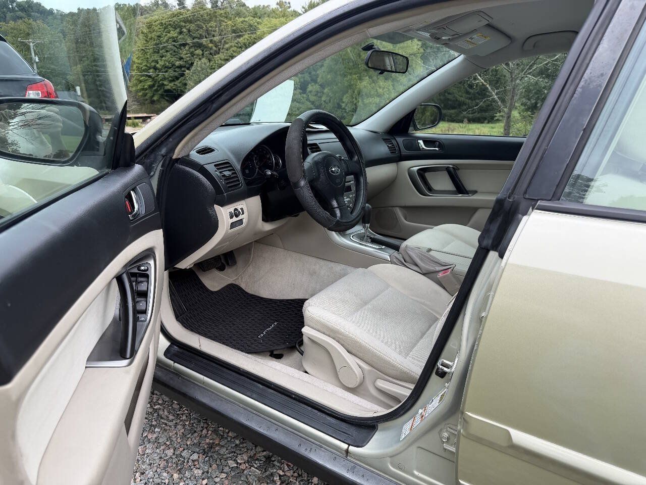 Used 2007 Subaru Outback 2.5i AWD/4WD image 2