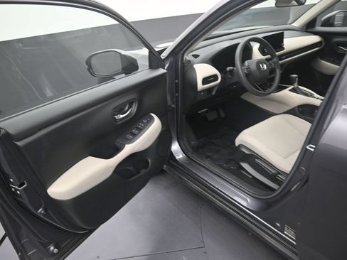 Used 2024 Honda HR-V LX image 10