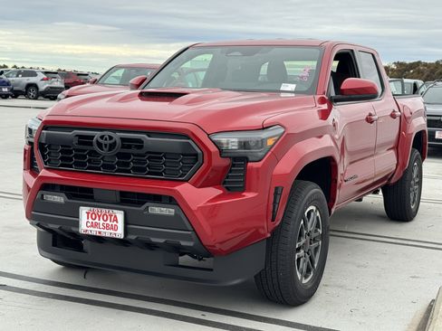 New 2025 Toyota Tacoma TRD Sport image 11