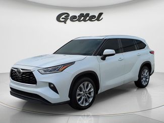 Used 2022 Toyota Highlander Limited video 1