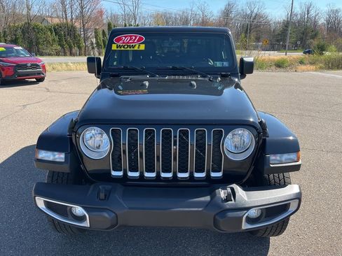 Used 2021 Jeep Gladiator Overland w/ Popular Equipment Package AWD/4WD image 9