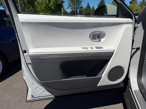 Used 2023 Hyundai Ioniq 5 SEL AWD/4WD image 12