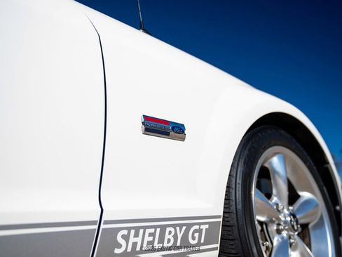 Used 2007 Ford Mustang GT image 39