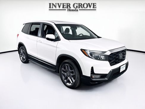 Used 2023 Honda Passport EX-L image 3