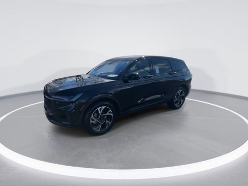 Used 2025 Lincoln Nautilus Premier w/ Jet Appearance Package AWD/4WD image 4