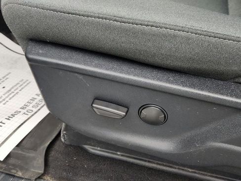 Used 2025 Ford F150 Lightning XLT AWD/4WD image 10