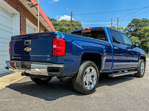 Used 2015 Chevrolet Silverado 1500 LTZ Z71 w/ LTZ Plus Package AWD/4WD image 33