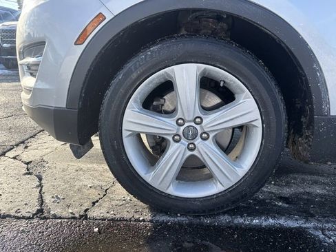 Used 2017 Lincoln MKC Premiere image 10