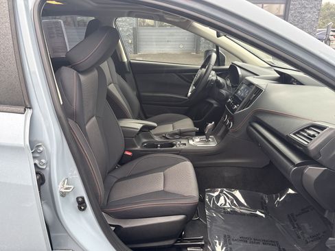 Used 2023 Subaru Crosstrek 2.0i Premium image 18