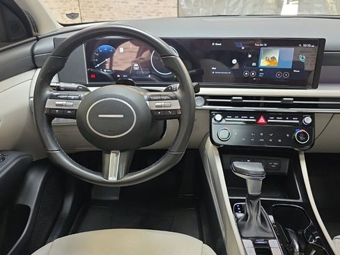 Used 2025 Hyundai Tucson SEL image 17