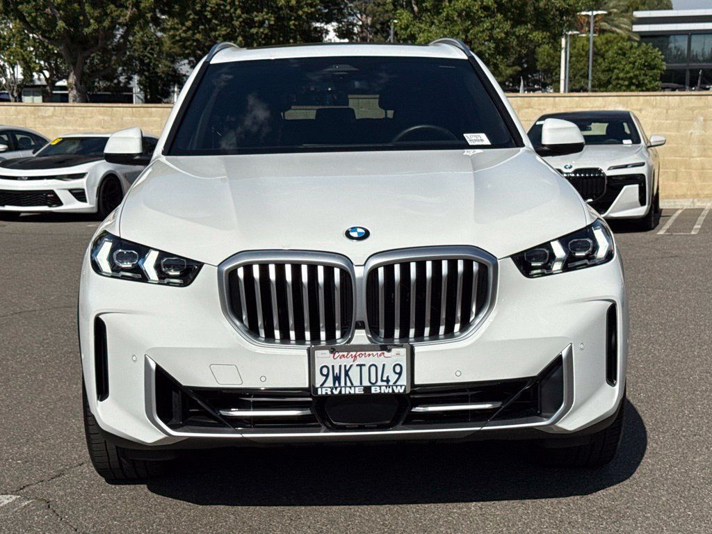 Used 2026 BMW X5 sDrive40i w/ Parking Assistance Package RWD image 4