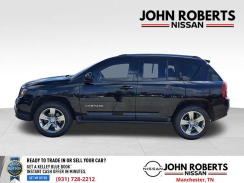 Used 2015 Jeep Compass Sport image 3