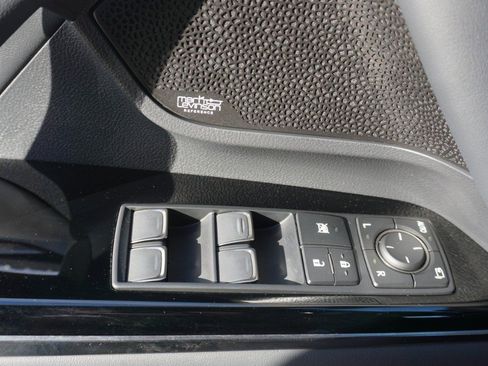 Used 2023 Lexus LX 600 F Sport image 22