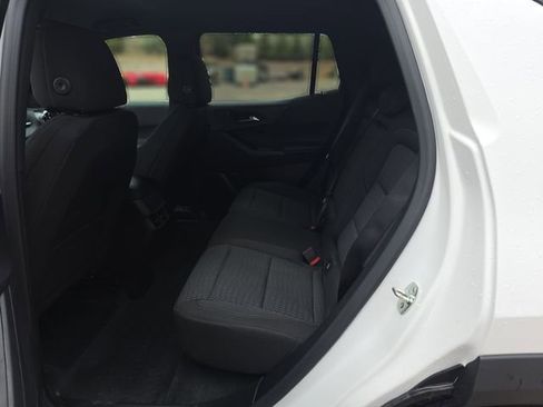 New 2026 Chevrolet Equinox LT FWD image 10