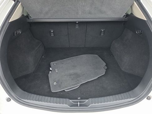 Used 2017 MAZDA CX-5 Touring w/ Preferred Equipment Package image 12