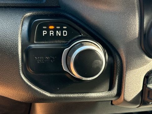 Used 2022 RAM 2500 Tradesman w/ Chrome Appearance Group image 22