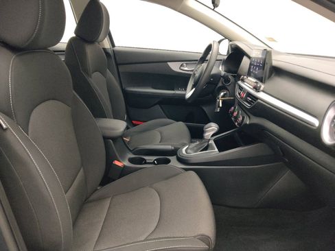 Used 2024 Kia Forte LXS FWD image 21