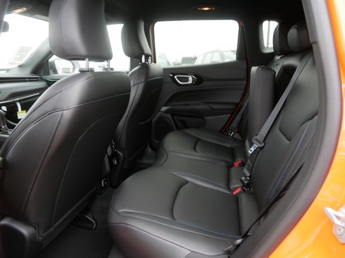 New 2026 Jeep Compass Limited image 8