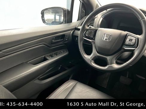 Used 2025 Honda Odyssey Sport-L image 11
