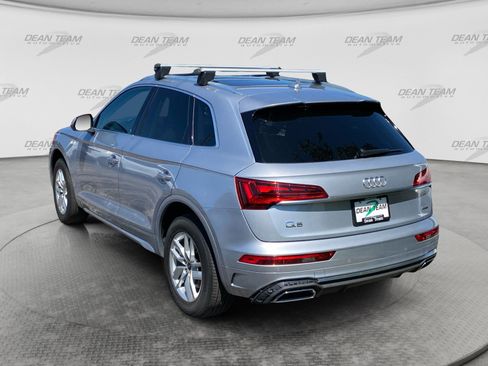 Used 2022 Audi Q5 2.0T Premium w/ Convenience Package AWD/4WD image 5
