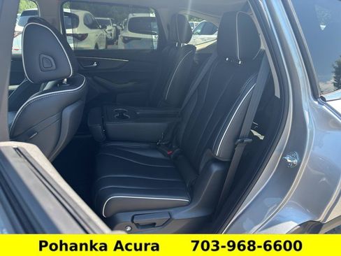 Certified 2023 Acura MDX SH-AWD w/ Advance Package image 30