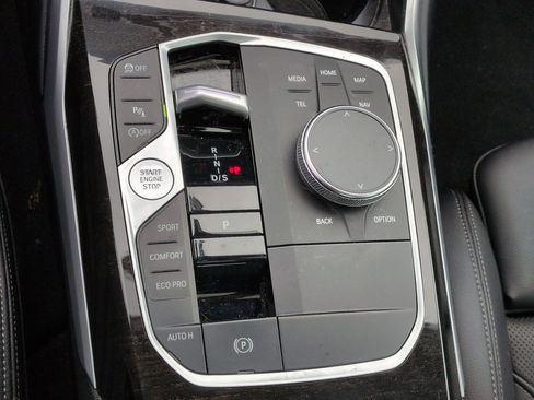 Certified 2024 BMW 330i Sedan w/ Premium Package image 26