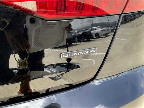 Used 2023 Audi A6 2.0T Premium image 17