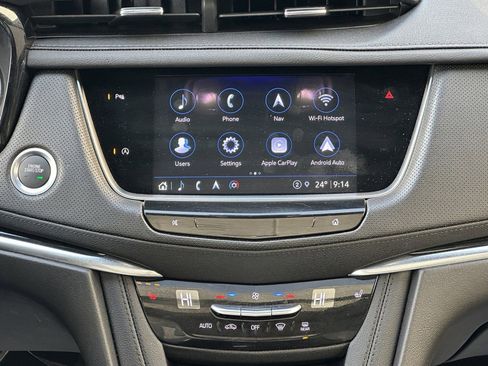 Certified 2025 Cadillac XT5 Premium Luxury image 12
