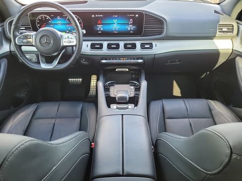 Used 2022 Mercedes-Benz GLS 450 4MATIC image 13