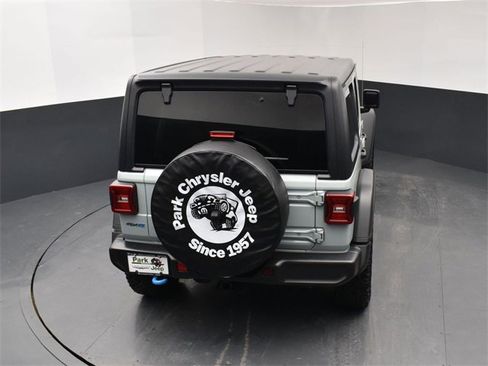Used 2023 Jeep Wrangler Unlimited Rubicon 4xe image 17