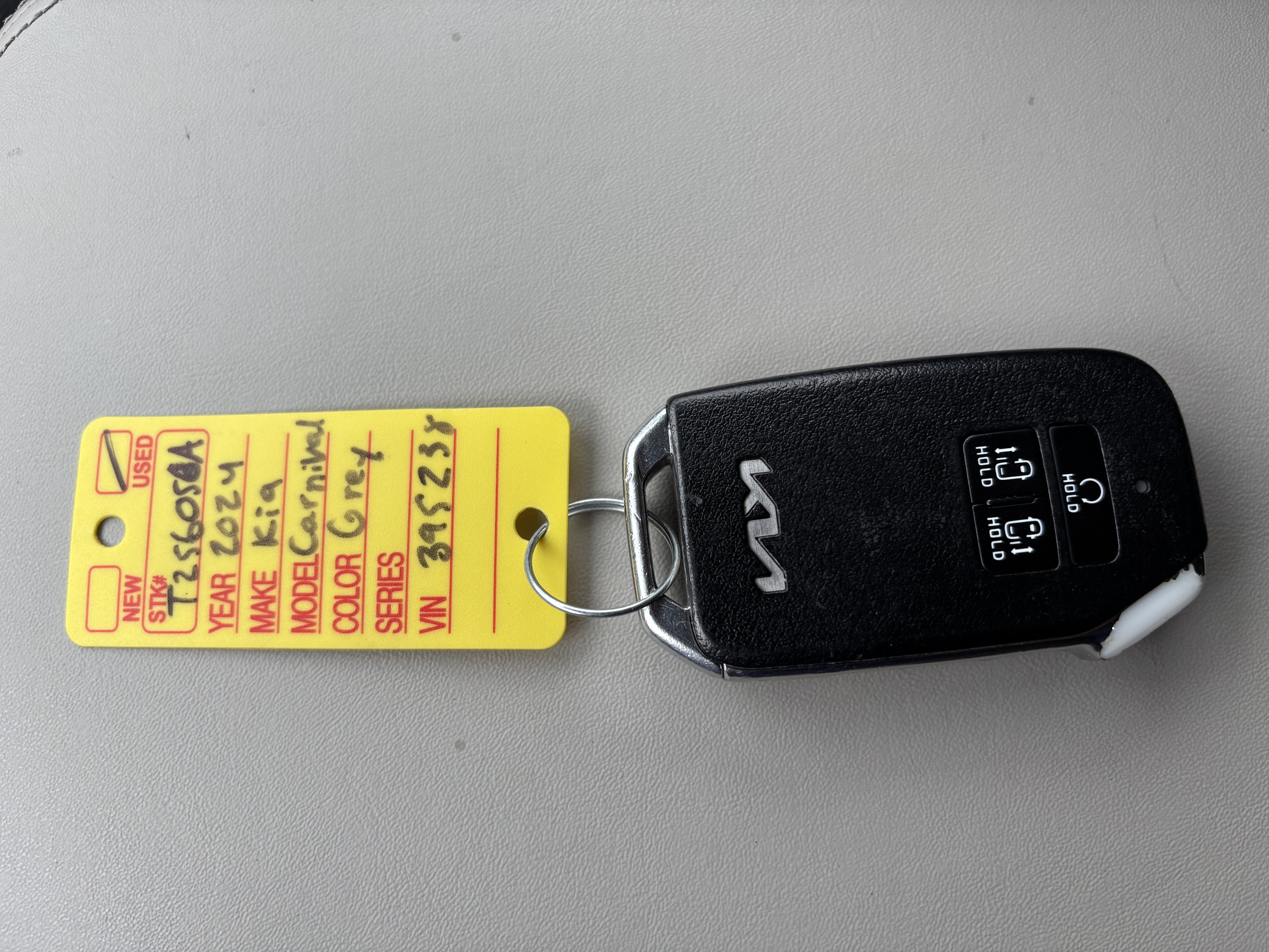 Used 2024 Kia Carnival SX Prestige FWD image 30