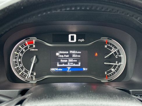 Used 2017 Honda Pilot Touring image 30