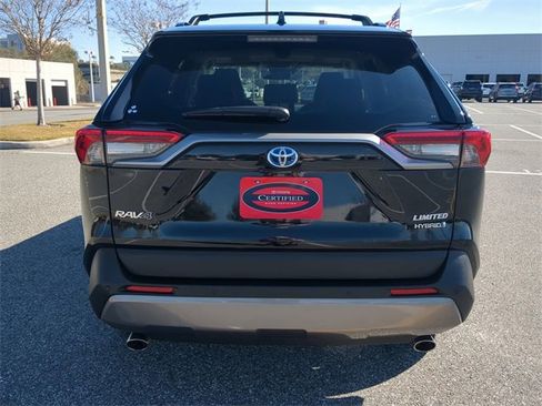 Certified 2020 Toyota RAV4 Limited image 5