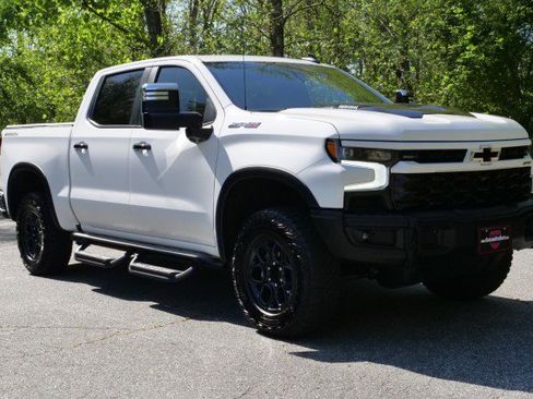 Used 2024 Chevrolet Silverado 1500 ZR2 w/ ZR2 Bison Edition image 4