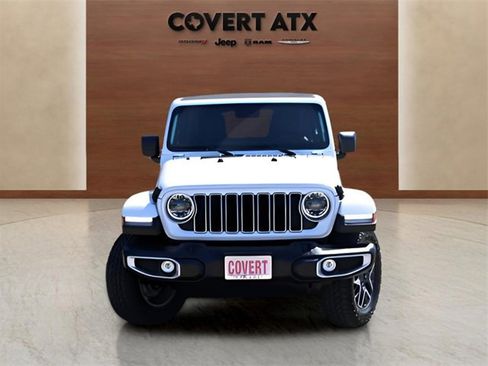 Used 2025 Jeep Wrangler Sahara w/ Safety Group image 8