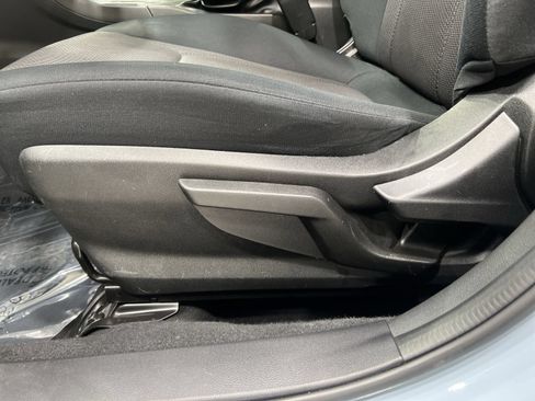Used 2023 Subaru Crosstrek 2.0i AWD/4WD image 12