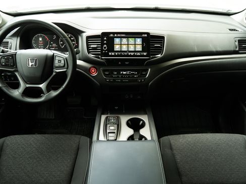 Certified 2024 Honda Ridgeline Sport image 19