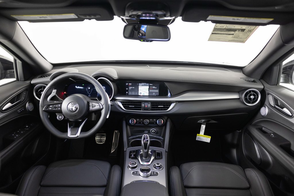 New 2026 Alfa Romeo Stelvio Sprint AWD/4WD image 21