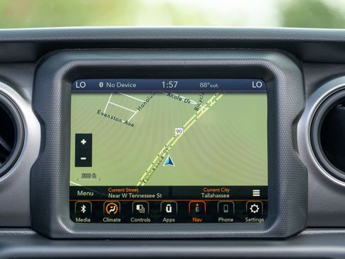 Used 2023 Jeep Wrangler Sport AWD/4WD image 27