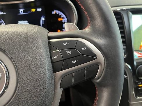 Used 2018 Jeep Grand Cherokee Trailhawk AWD/4WD image 27