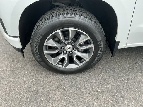 Used 2021 Chevrolet Silverado 1500 RST AWD/4WD image 11