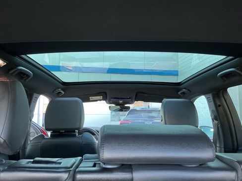 Used 2023 Land Rover Discovery Sport S R-Dynamic image 23