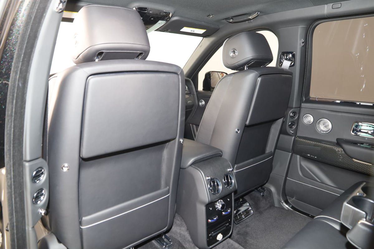 Used 2024 Rolls-Royce Cullinan Black Badge AWD/4WD image 86