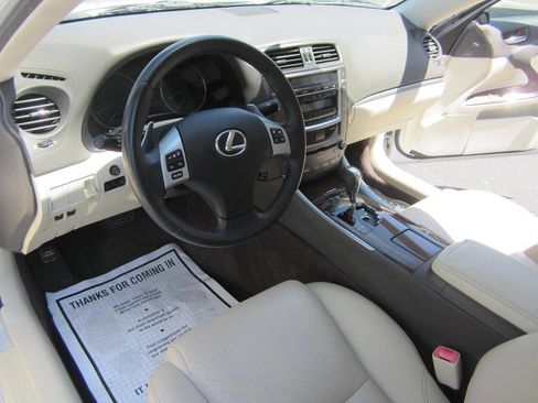 Used 2011 Lexus IS 250 w/ Premium Pkg Value Edition RWD image 25