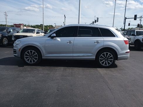 Used 2019 Audi Q7 3.0T Prestige w/ Prestige Package AWD/4WD image 4