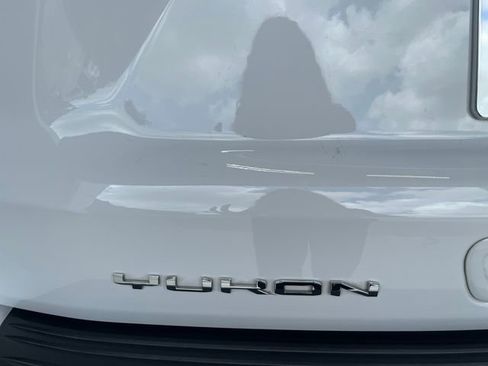 Used 2024 GMC Yukon Denali w/ Advanced Technology Package RWD image 35