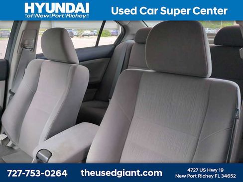 Used 2012 Honda Accord LX image 7
